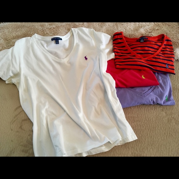 ❌❌SOLD❌❌Ralph Lauren Short-Sleeved V-Neck T-Shirts - Picture 4 of 4